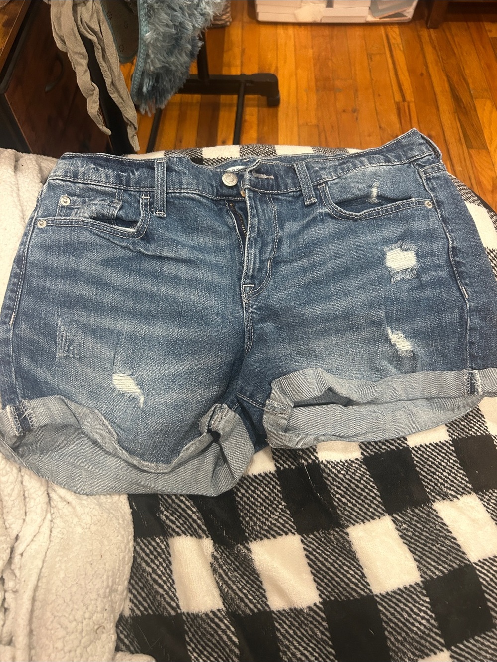 Old Navy Rolled Hem Distressed Denim Shorts - Light Blue